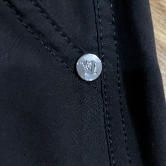 Vuori Men’s Black Athletic Shorts with White Drawstring Lined. Sz S EUC - Picture 4 of 6